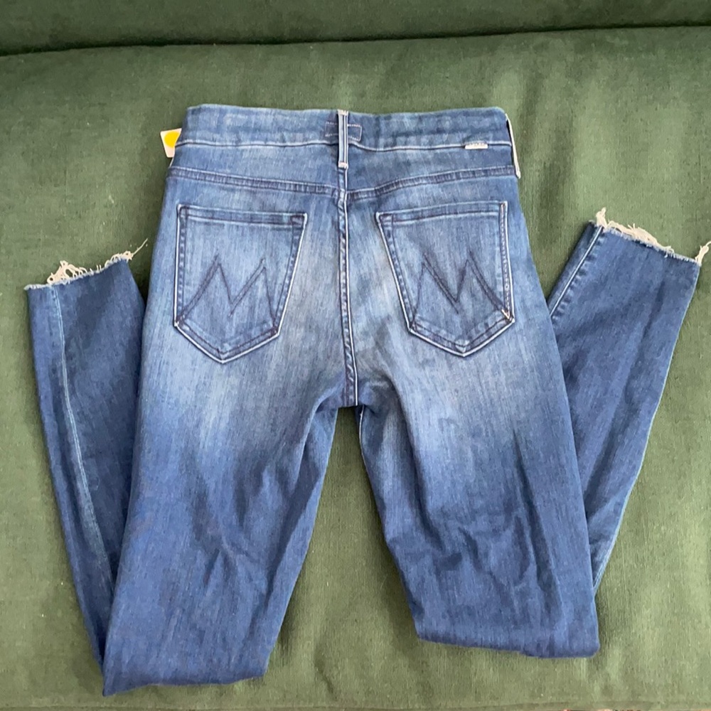 Mother Jeans The Looker Ankle Fray 27